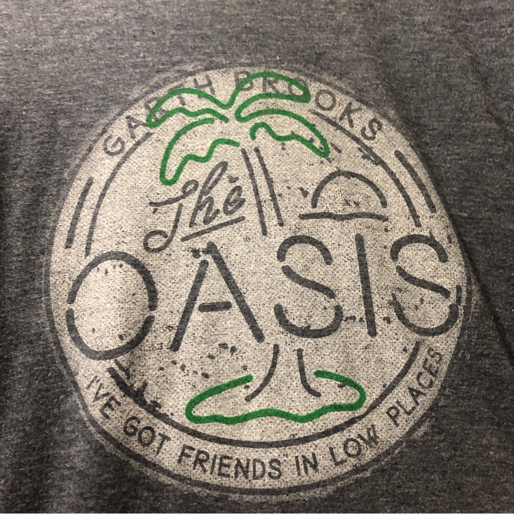 Garth Brooks The Oasis Tee Shirt